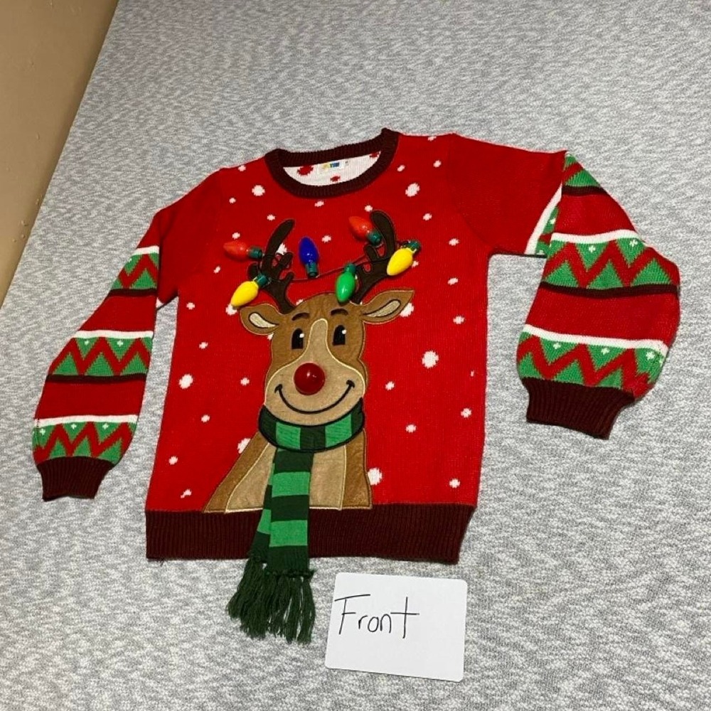 Joyin Red Christmas sweater with reindeer graphic women S. SKU-C55